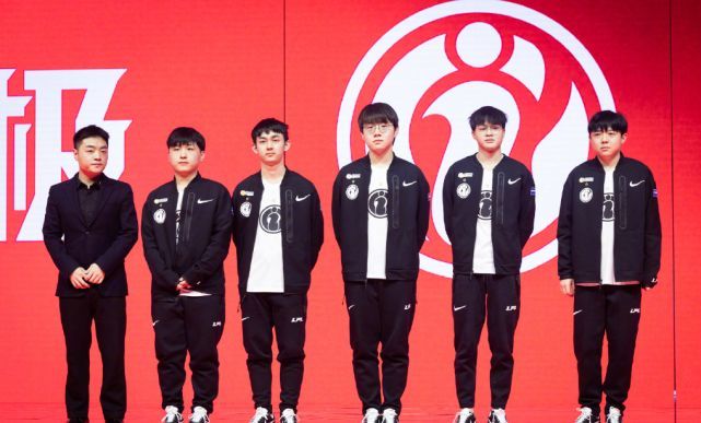 通过调整训 通过调整训