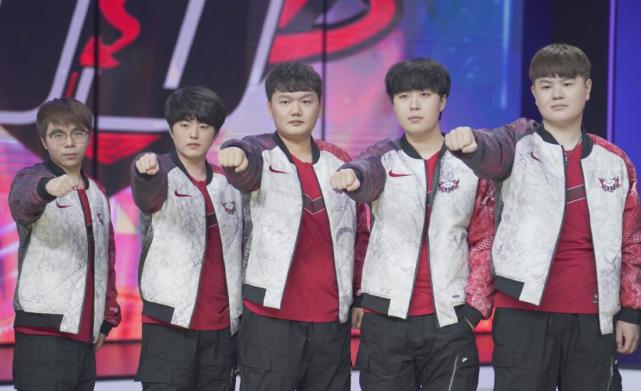 我们是那不 我们是那不