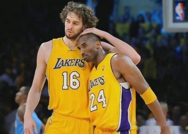 在社交平台 在社交平台