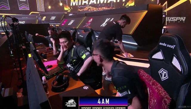 利背后的故 利背后的故